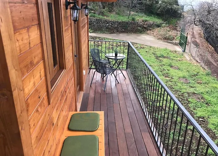 Cozy Mountain Chalet